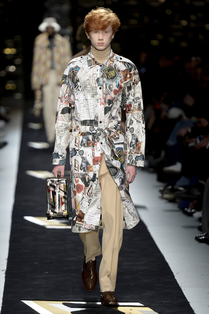 米兰时装周fendi2022春夏系列,米兰时装周2019秋冬fendi价钱