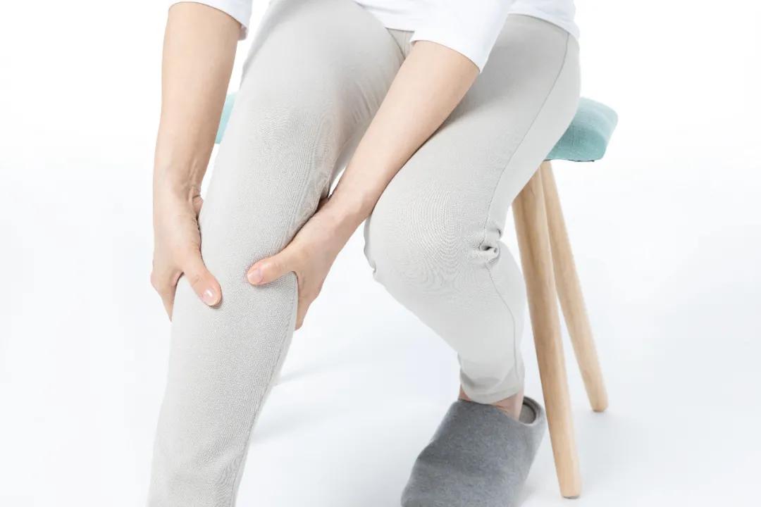 腰椎间盘突出腿疼腿麻多久能恢复,腰椎间盘突出压迫腿肿皮肤表面麻