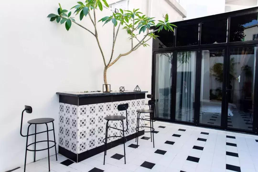 藏在海边的摩洛哥花园!夫妻俩不懂设计,却造出厦门最美网红民宿