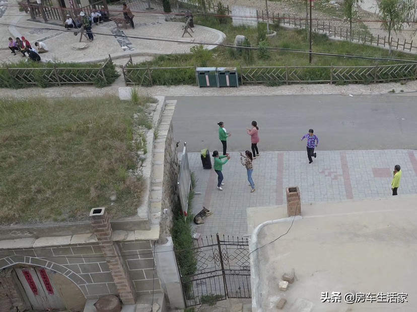 外国人开的房车来中国旅游,外国人来中国玩