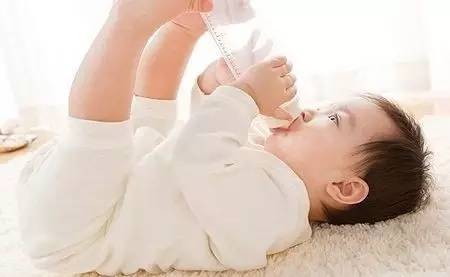 孩子歪脖,孩子歪脖的表现