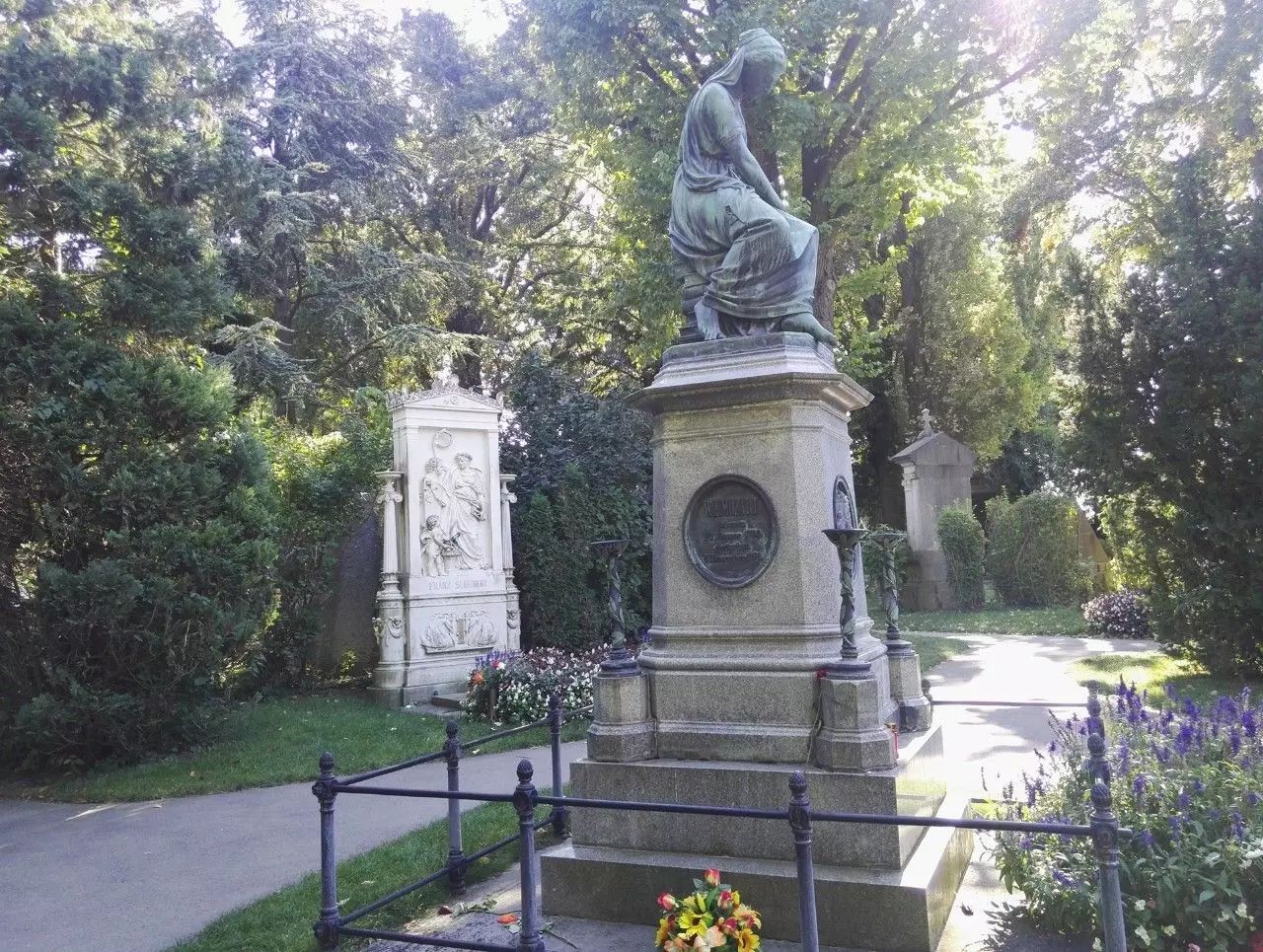 交换手记：皇家墓穴勘探笔记