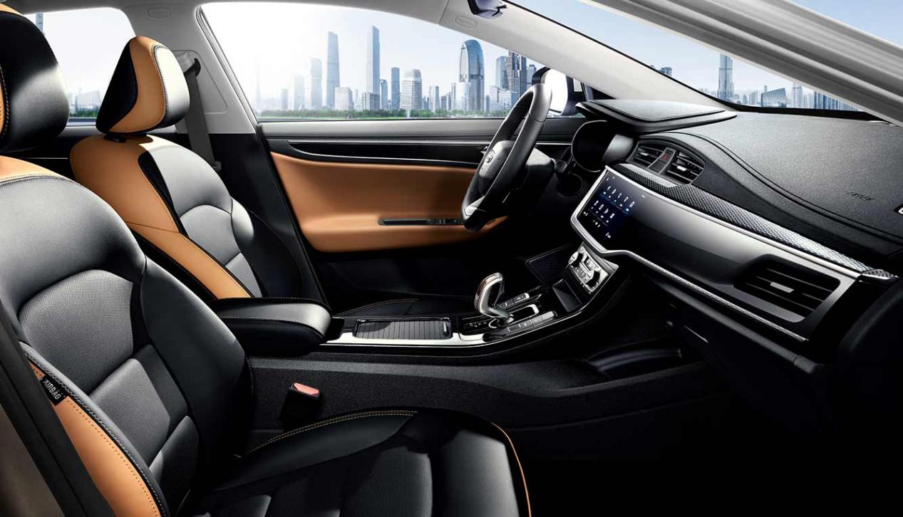 纯燃油最省油的车是哪一款,5款公认最省油家用车