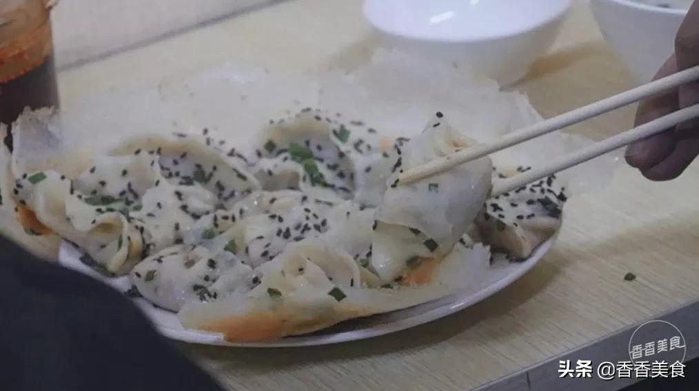 从夜市摊追到小门店,吃过这家南方锅贴才懂为什么