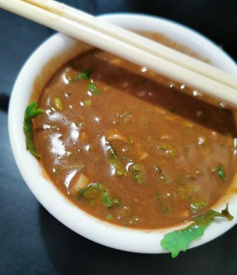 老北京涮羊肉：在胡同间寻觅，只为了这一口魂牵梦绕的涮肉