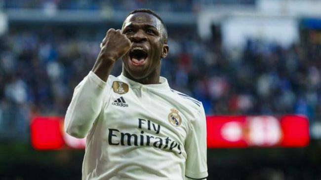 这个79号价值1亿欧元！曼联认定他就是下一个C罗！