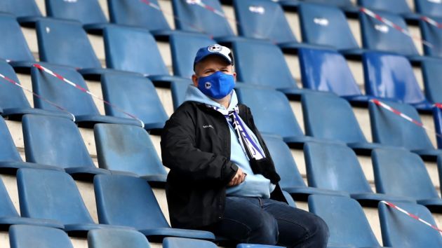 早报|UFC与在线服装零售商Zappos.com合作；