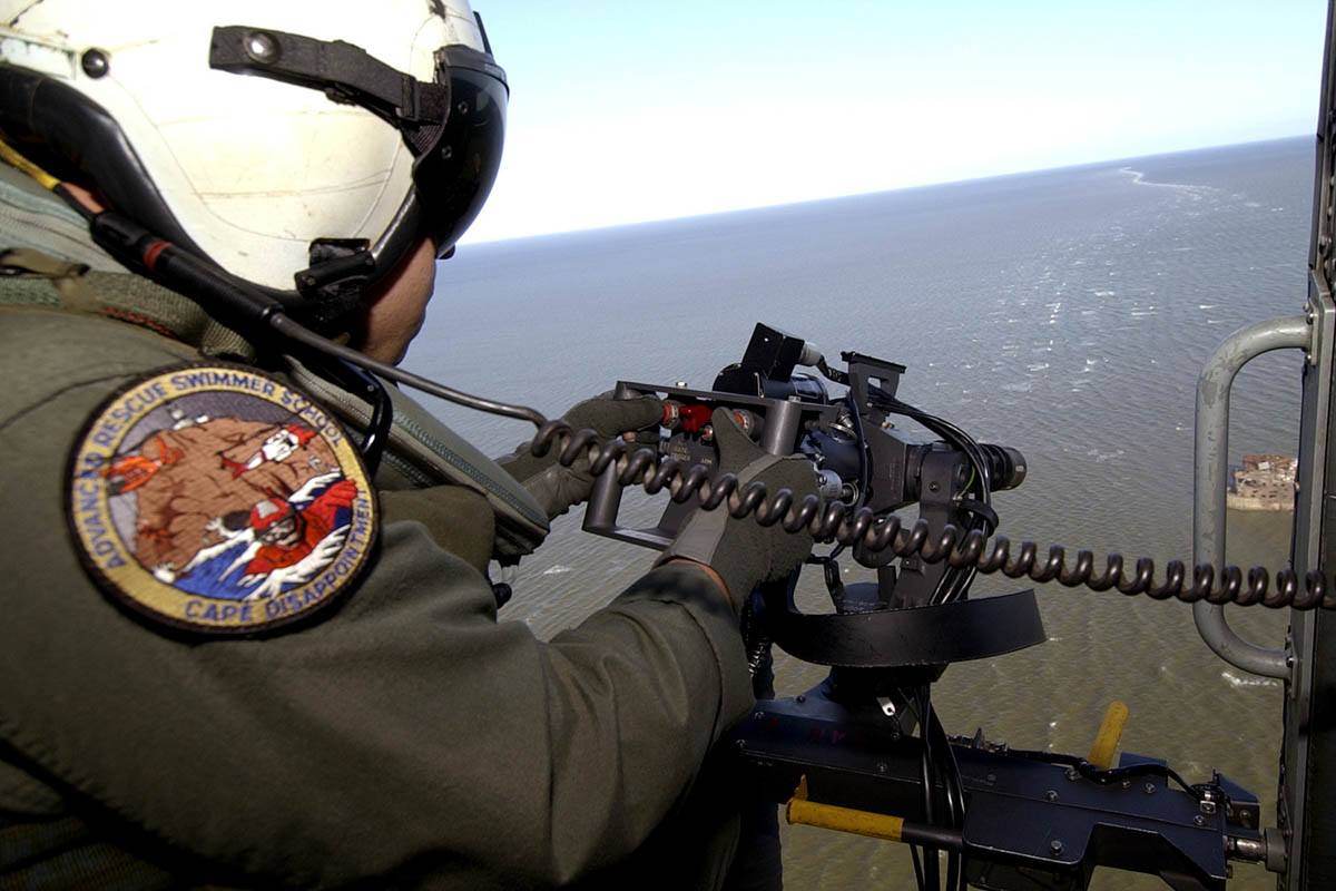 m134加特林机枪单兵手持式,m134加特林速射机枪各种介绍