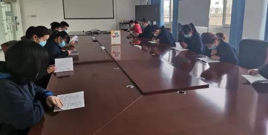 签订两个劳动合同,两家公司签两份劳动合同