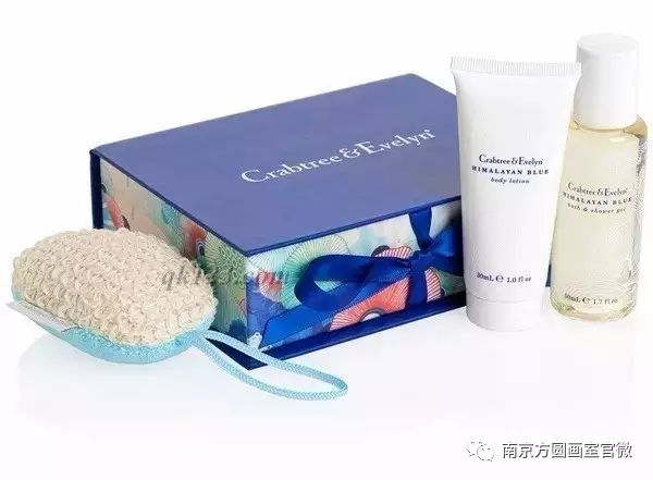 她的海洋系插画，为何备受LAMER、Biotherm、Crabtree的青睐？