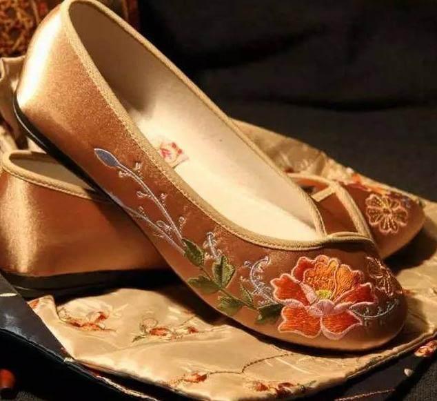 嫁妆四件套有什么讲究,女方嫁妆一般准备几床四件套