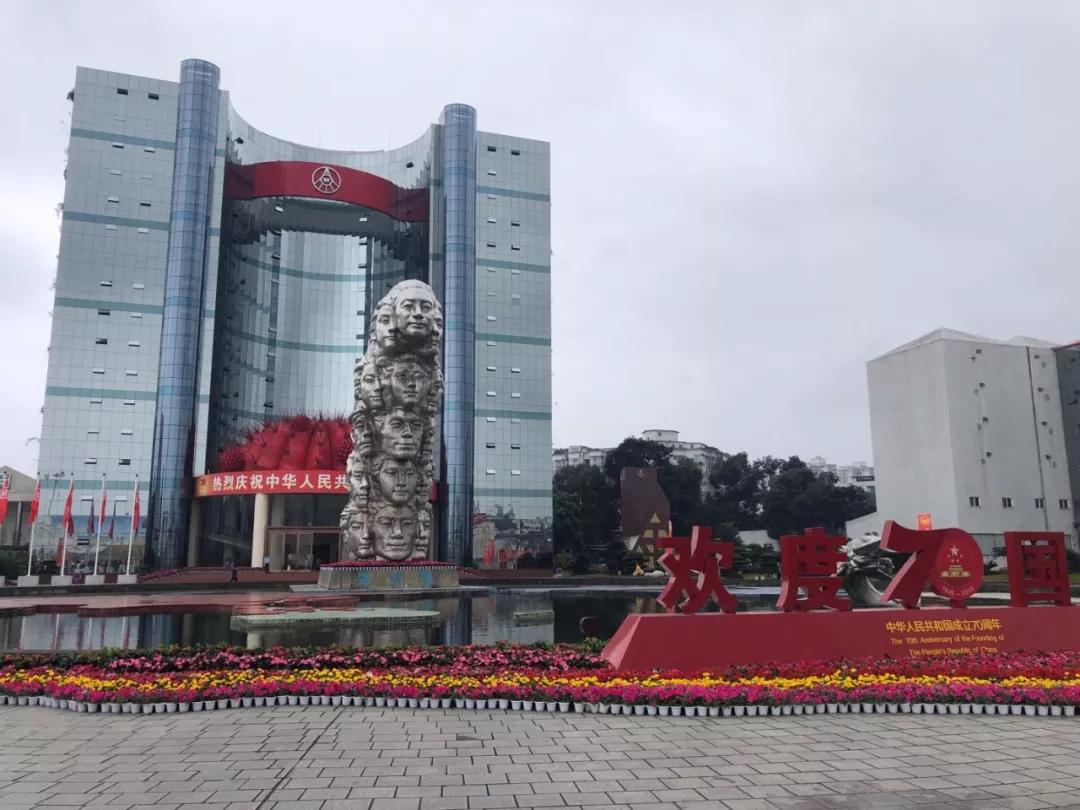 为什么感觉五粮液比茅台酒好喝,白酒是蒸馏酒还是发酵酒好喝