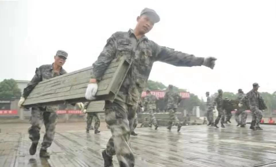 武汉封城第12天，当你撑不下去的时候看看这篇文章