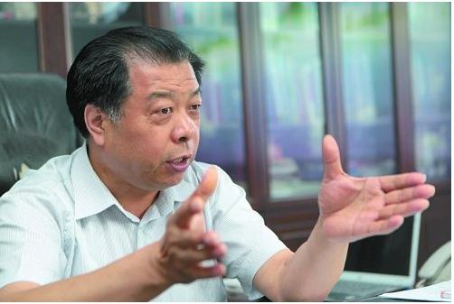 从农民到富豪小说,从农民一步步升官