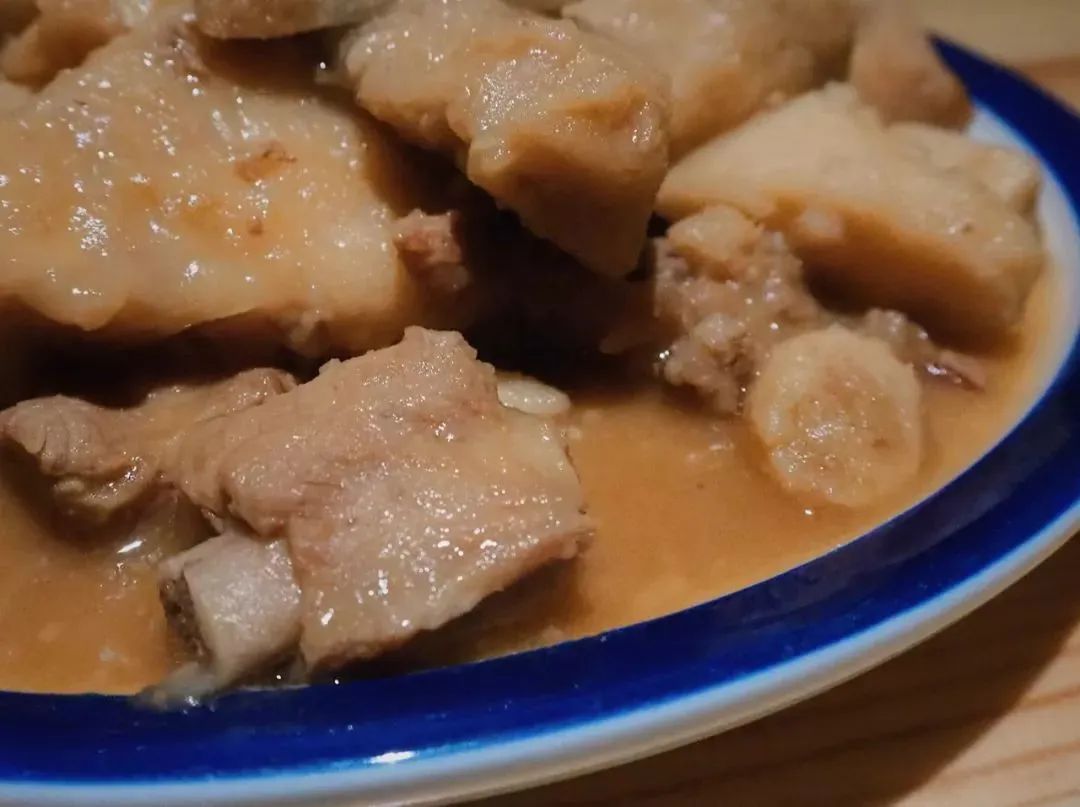 炎热的夏天,社畜需要一个安静的小酒馆