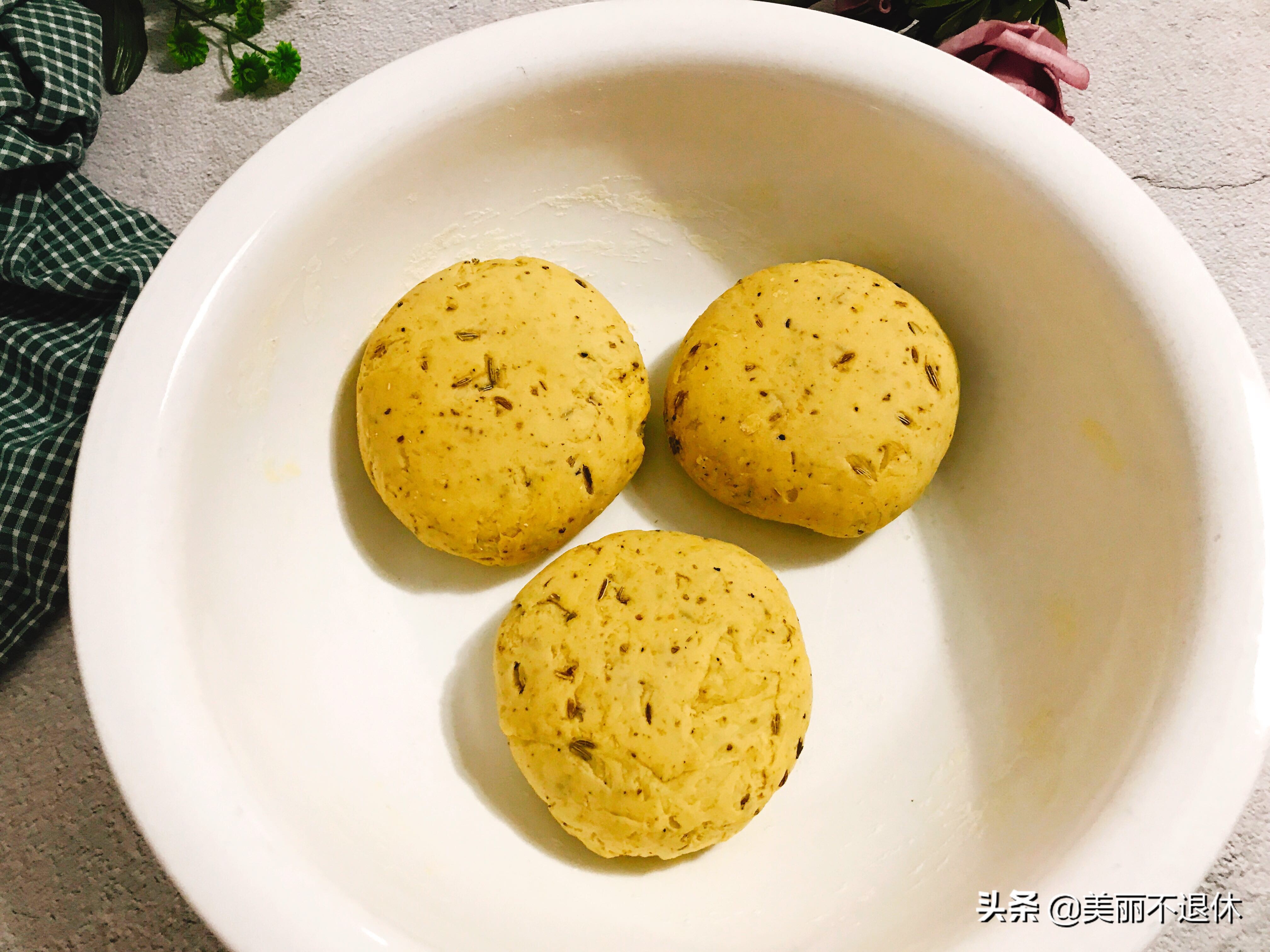 吃豆豆一口一个嘎嘣脆,二月二吃的豆豆叫什么名字