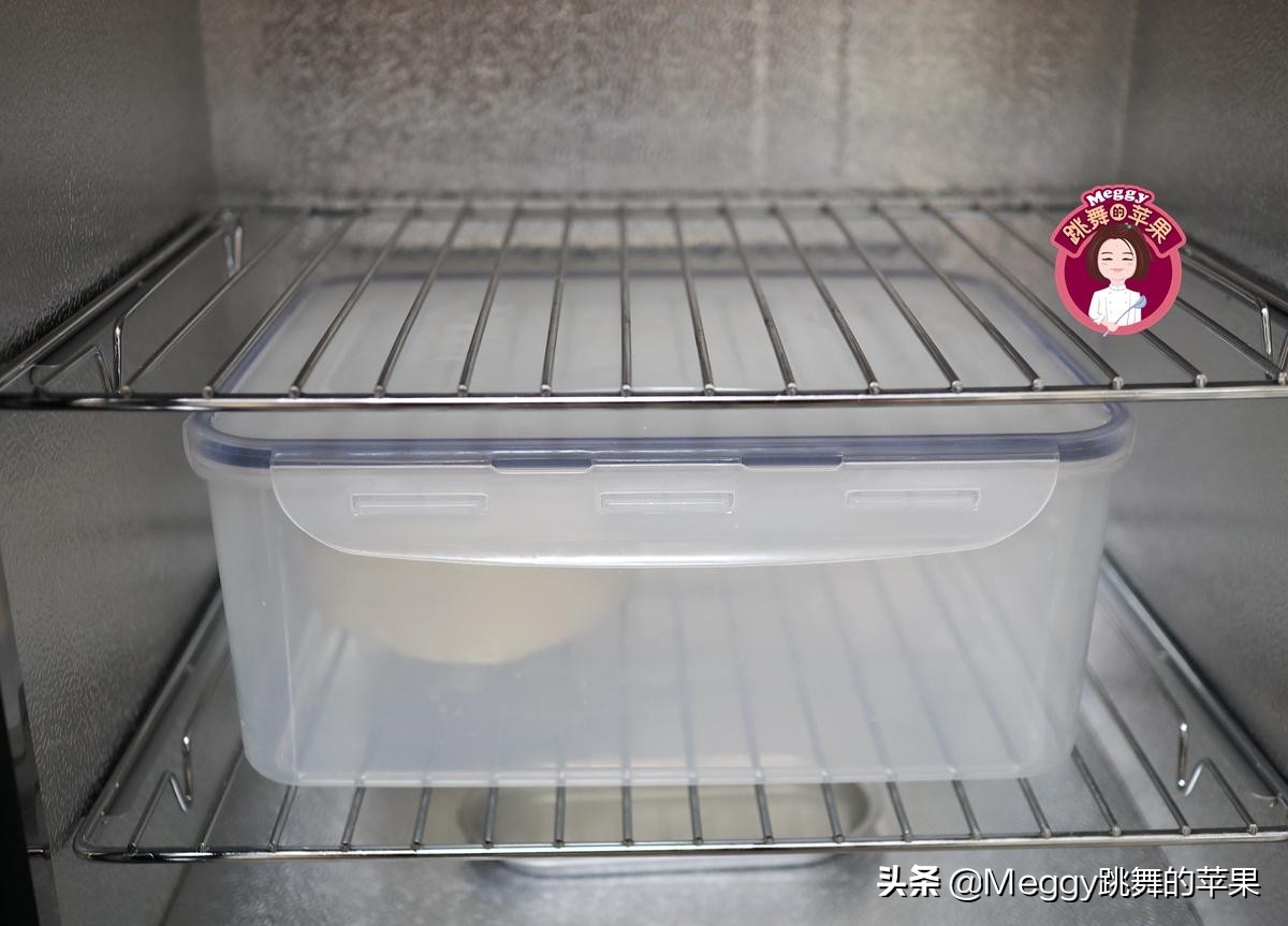 好吃的拉丝大面包看完你学会了吗,怎样用面包机做出松软拉丝的面包