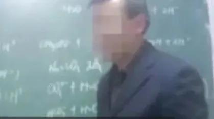 一副校长被学生举报性骚扰；女孩称小学6年持续被老师性侵；女孩被生父侵害9年……孩子，我该如何保护你