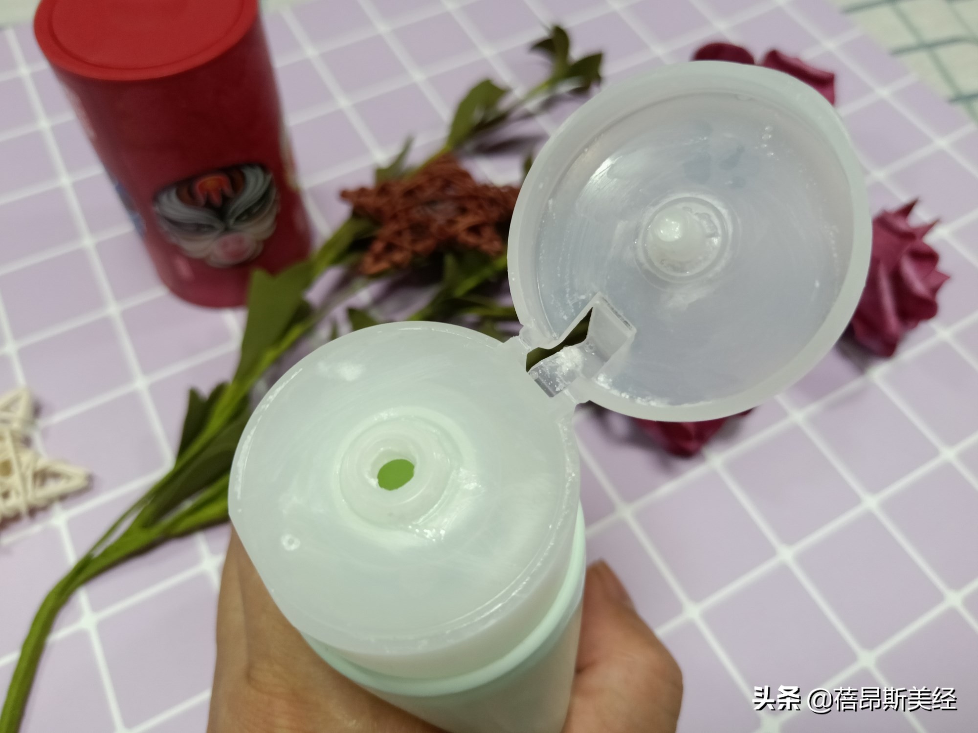 日本uluka洗面奶测评,hfp果酸洁面乳测评