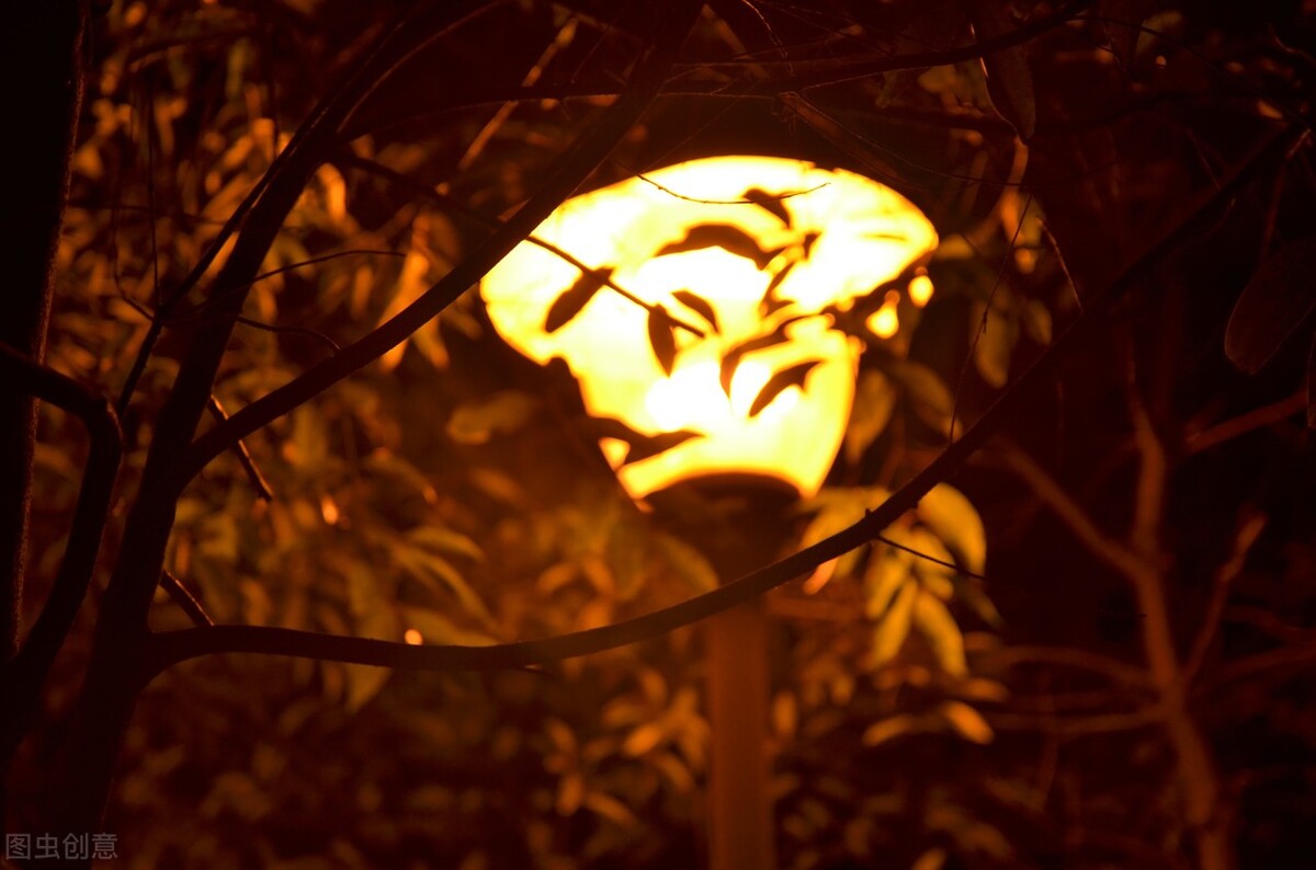 对婚外之人动了情怎么办,有人想跟你发生婚外情怎么办