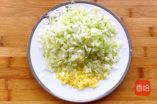 炸东西剩油的处理方法,炸东西的剩油怎么样变成新油