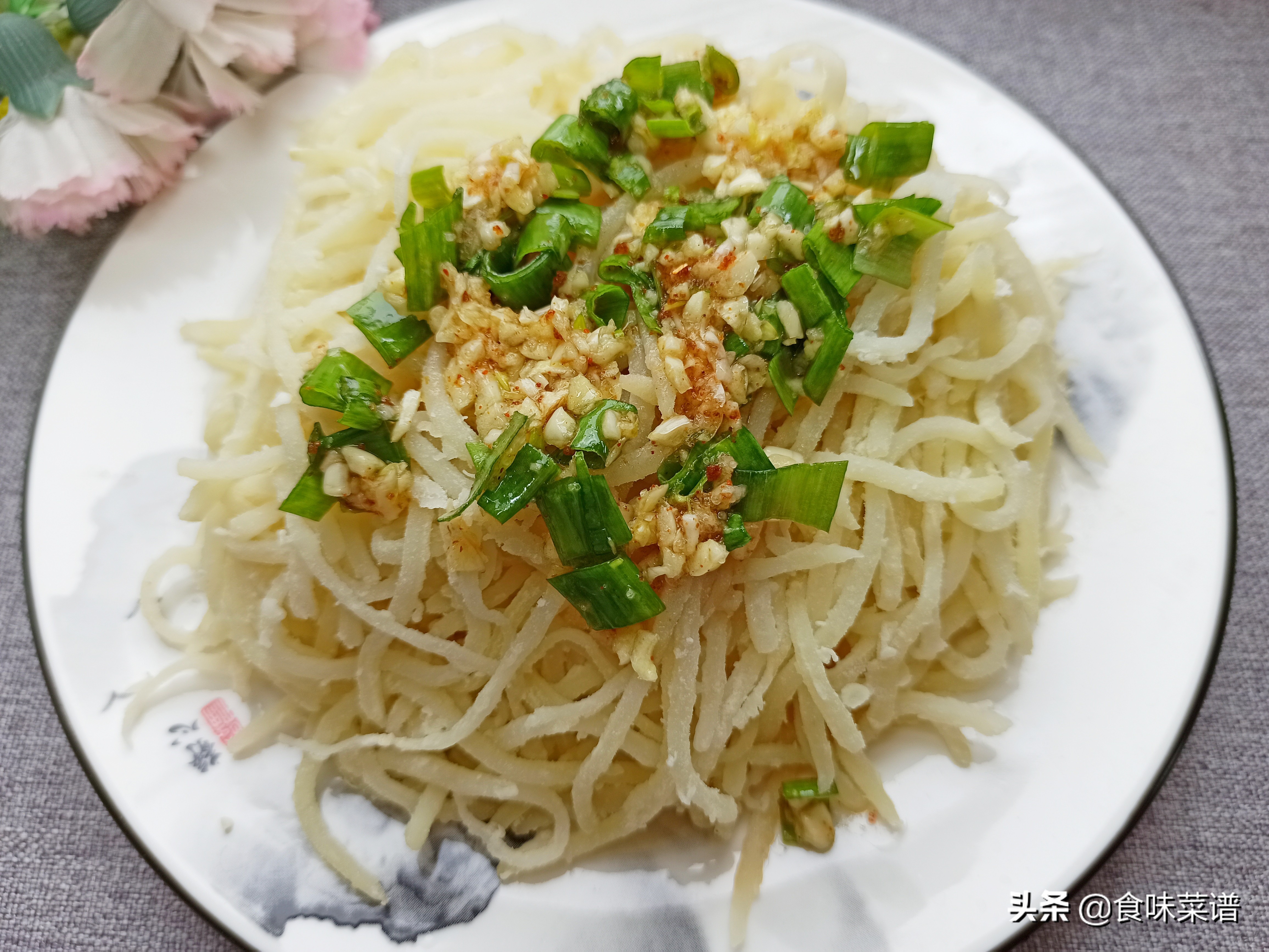 土豆肉末新吃法软嫩可口鲜香美味,土豆炖鸡家常做法鲜香入味