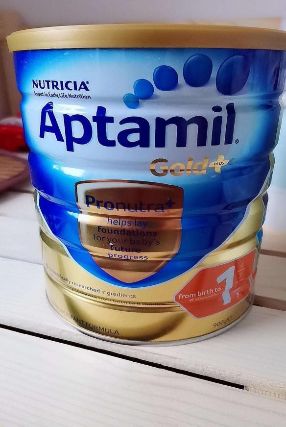 网上买的奶粉70天后发现爆罐了,在网上买奶粉第二天就到吗