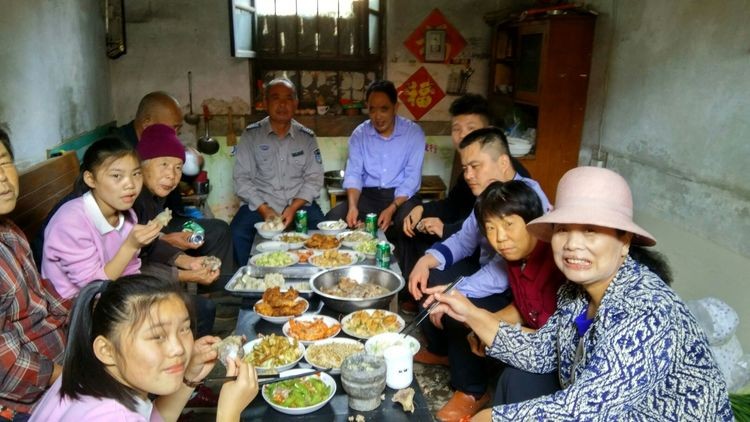 中秋节走娘家最少买几样东西？四个必备品，都备齐咱娘更开心