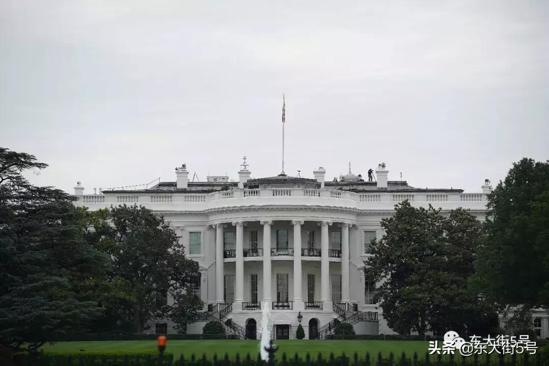 光明日报刊发文章：警惕麦卡锡主义死灰复燃