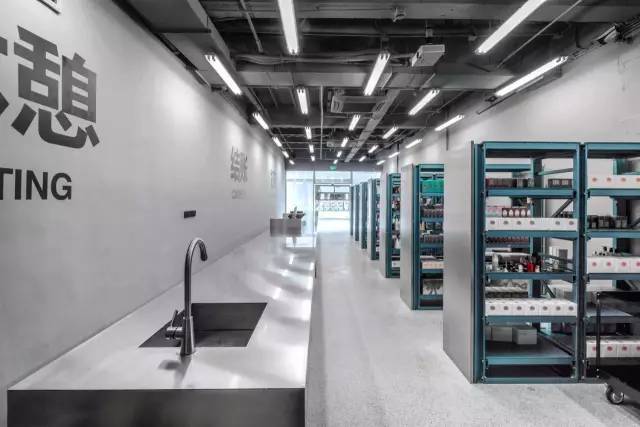 屈臣氏有丝芙兰系列吗,买手店屈臣氏丝芙兰