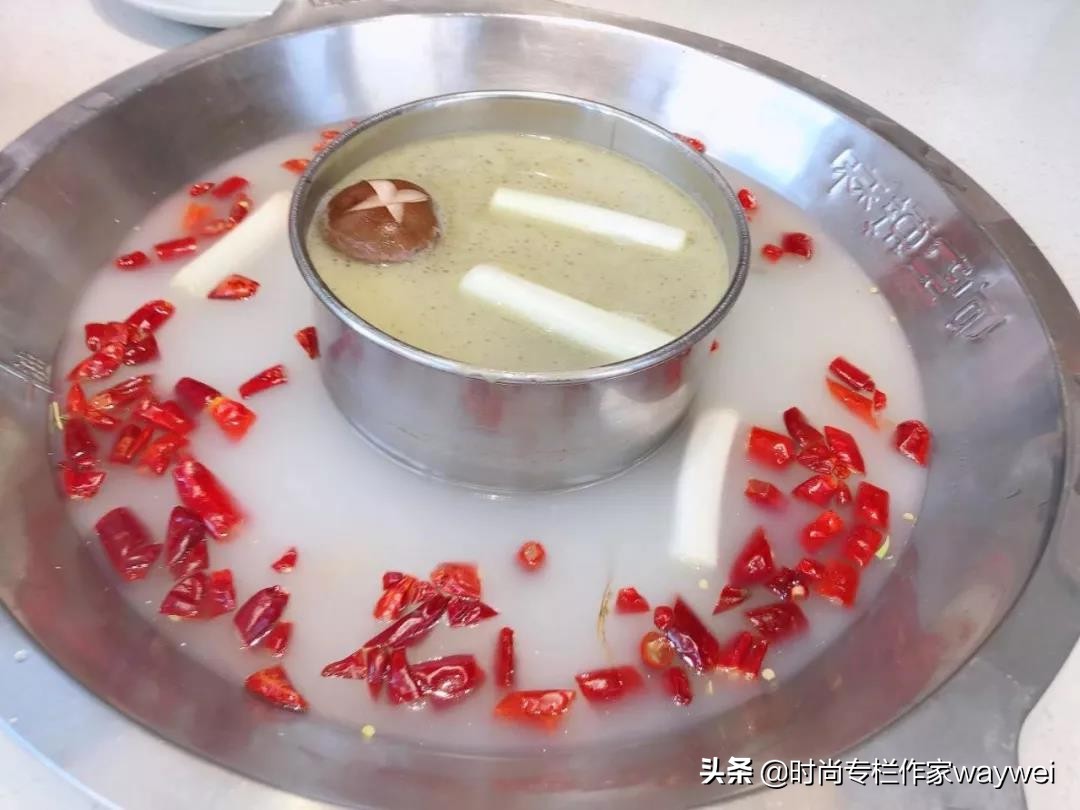 寒风飒飒,人类无法阻止火锅的蔓延势头了……