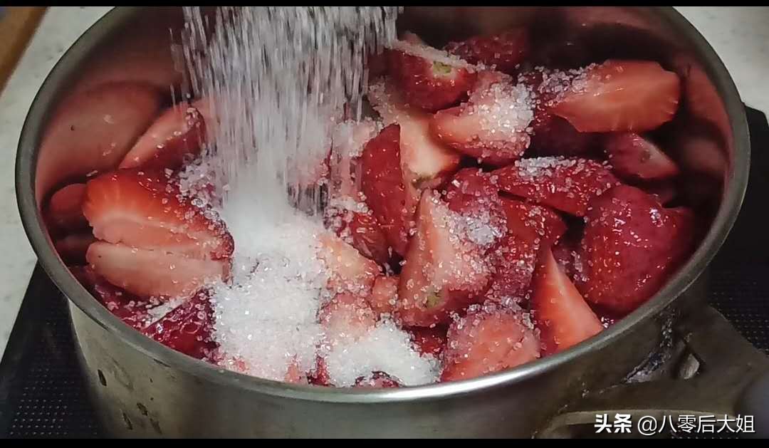 草莓酱怎么样才好吃,草莓酱能不能自己在家做