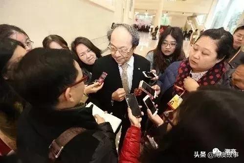 杰出工业家奖，食品大王，这位曾被日本视为财神爷的潮汕商人是谁