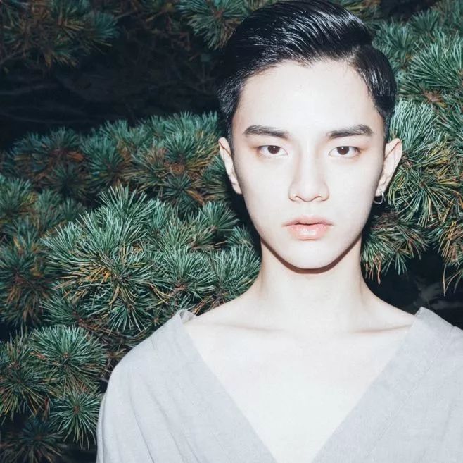 12-15岁男生学生适合的短发发型,男生发型短发怎么剪才好看