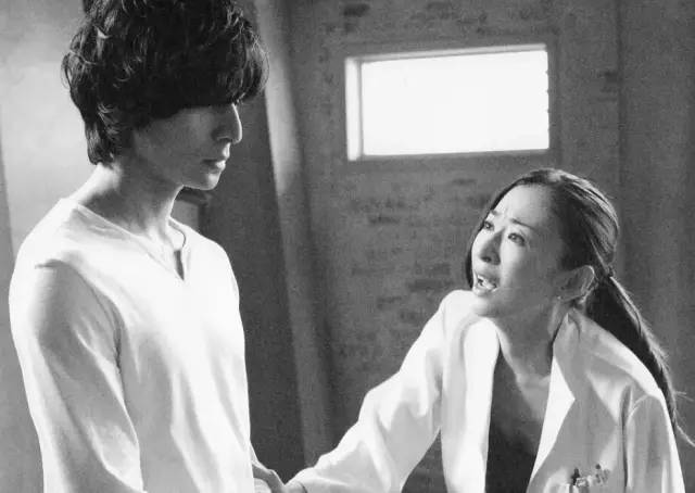 结局赤裸裸的讽刺,这部日本片,值得5星推荐一下