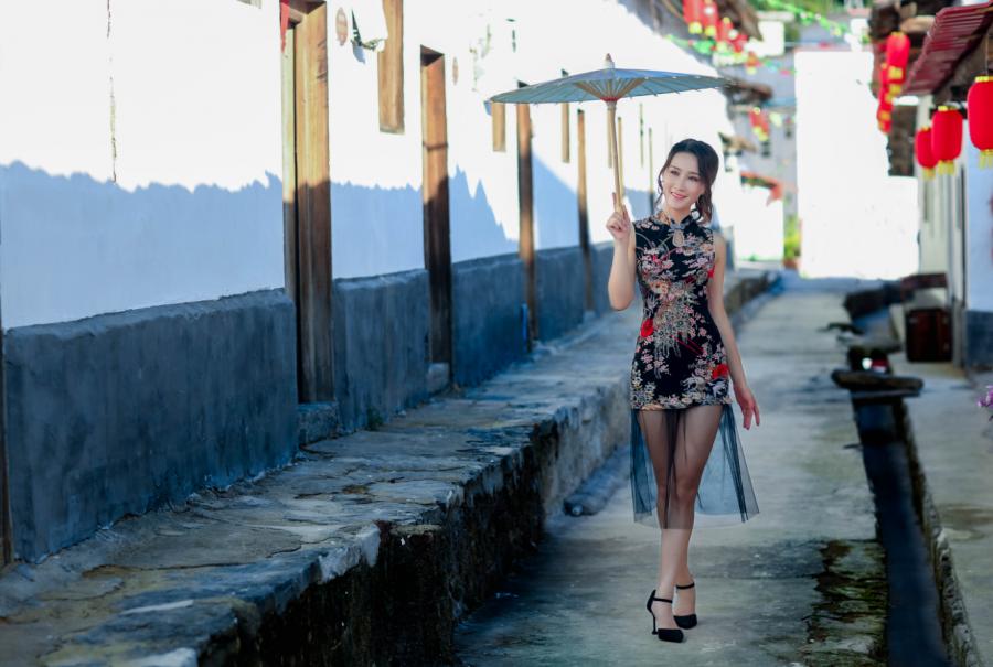 楹﹀厓鎽勫奖,楹﹀厓瑙嗛