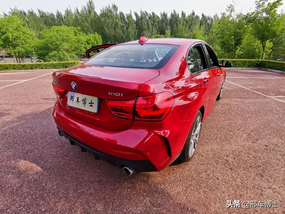 别看Ta尺寸小，照样指哪打哪——邢车博士评测BMW120iM运动套装