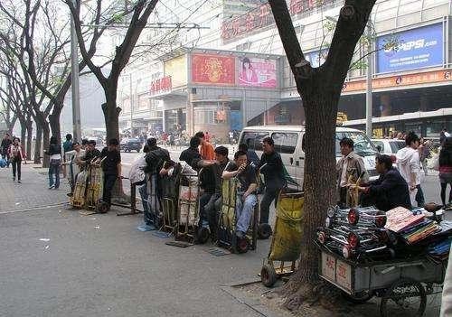 北京这个，曾火了几十年的“动批”，近几年为何会突然消失