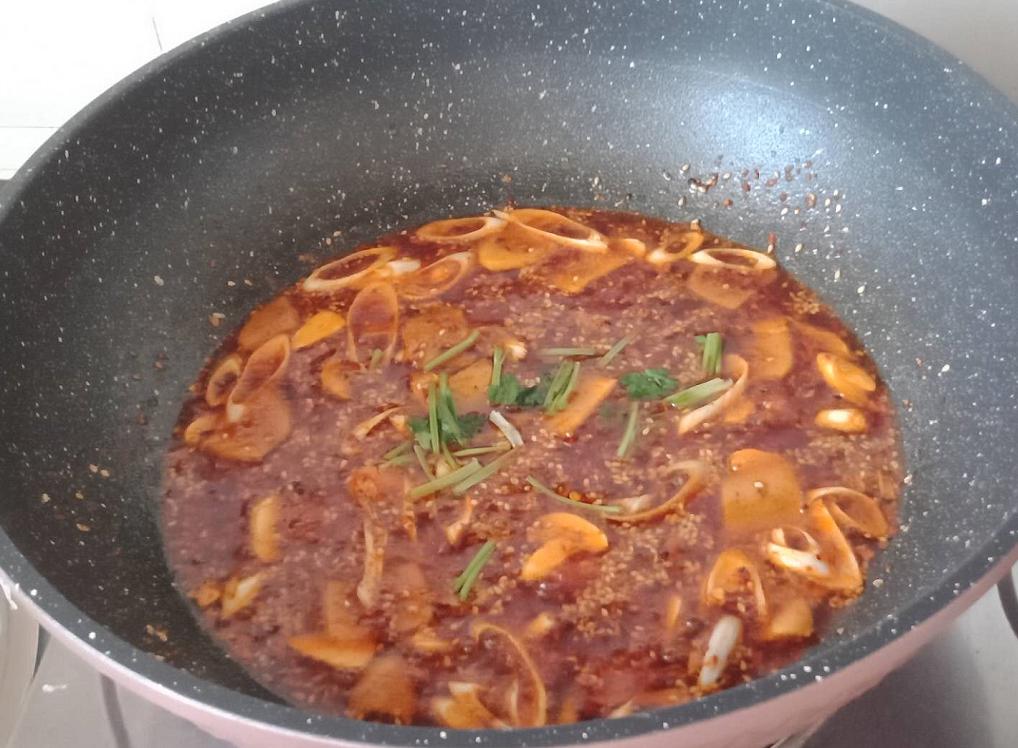 正宗的辣椒油做法和配方,正宗辣椒油的做法与配方