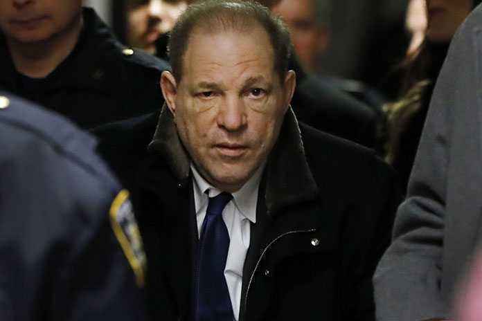 韦恩斯坦被判23年，曾被70多名女性指控，瑞秋饰演者也遭其性骚扰