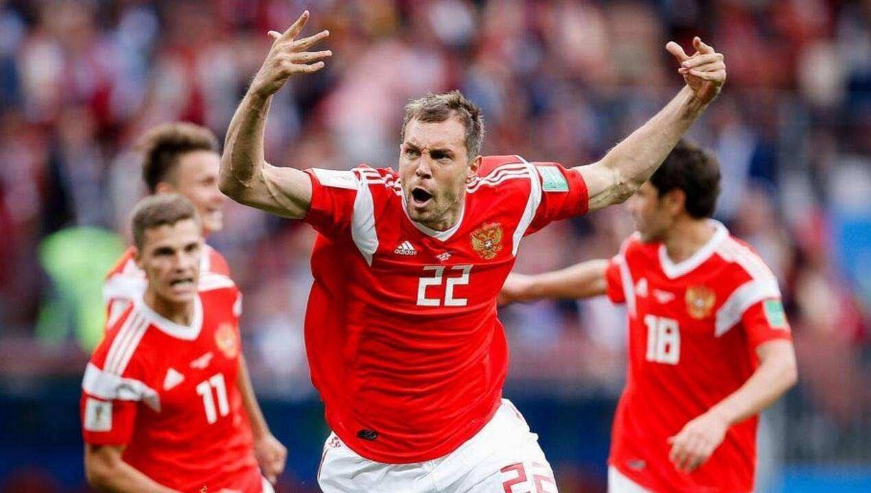 战斗民族?拿全民健康做“轮盘赌”砝码的白俄超,输赢都让人唾弃