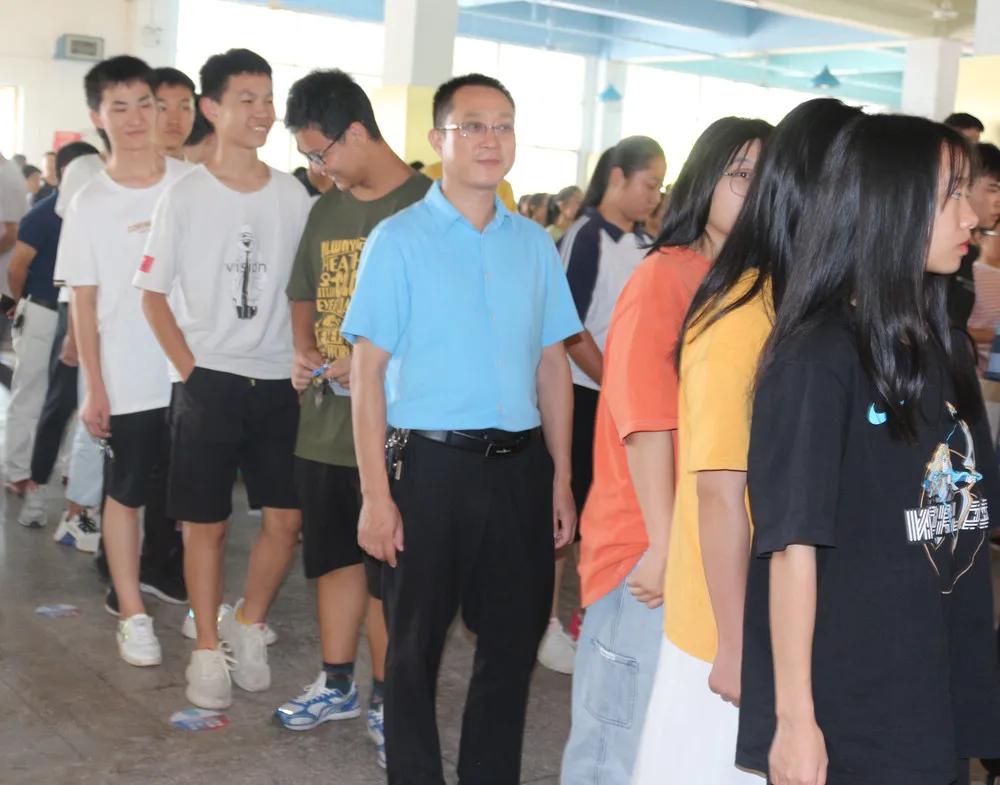 守护舌尖安全呵护师生健康,保护舌尖上的安全在行动