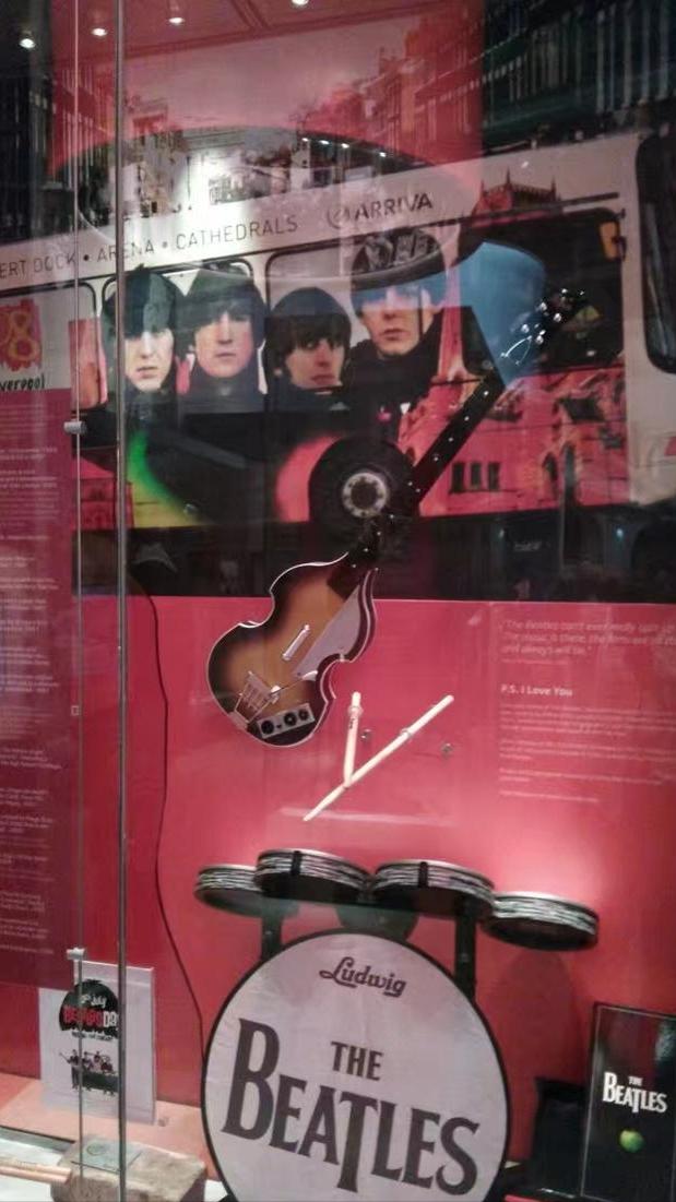 彤婳掠影利物浦诗词随笔