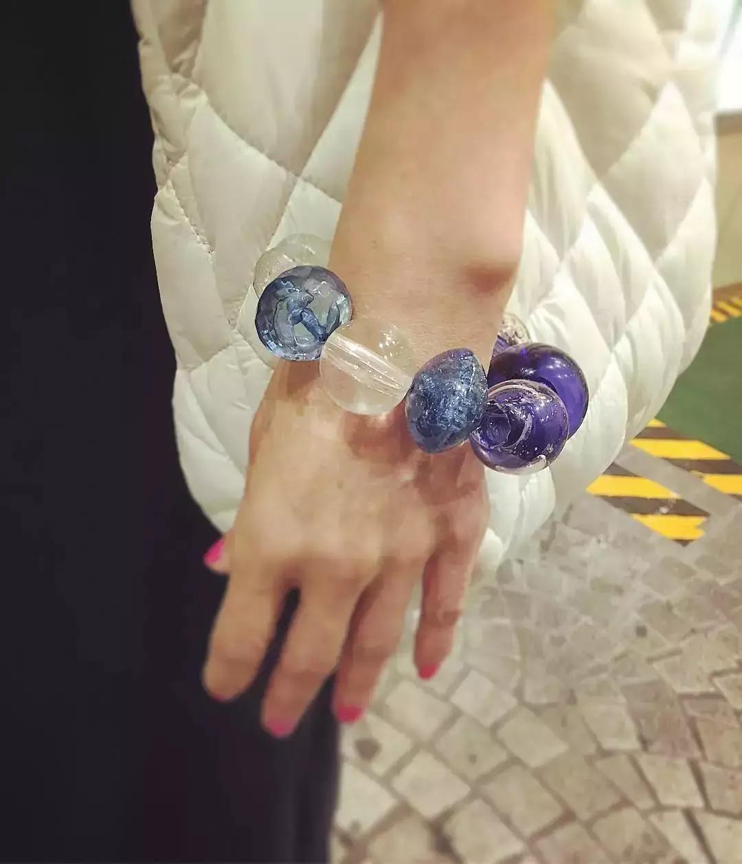 80岁的时尚潮流老奶奶 (88岁时尚老奶奶)