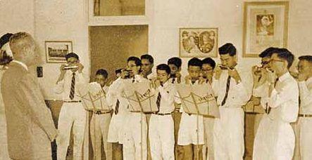 黄霑跟李小龙打架,黄沾李小龙打架完整版