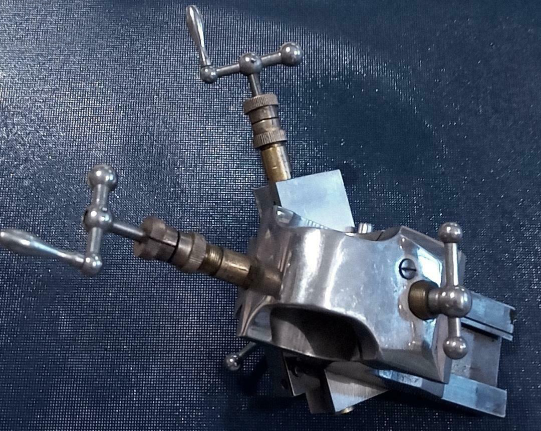 几十年前的老机床,古老的小车床