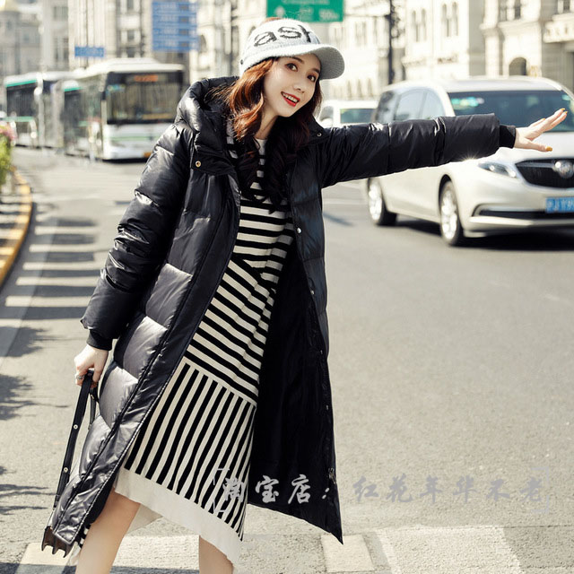 中长款时尚洋气羽绒服高级感,白色淑女羽绒服怎么搭配最淑女