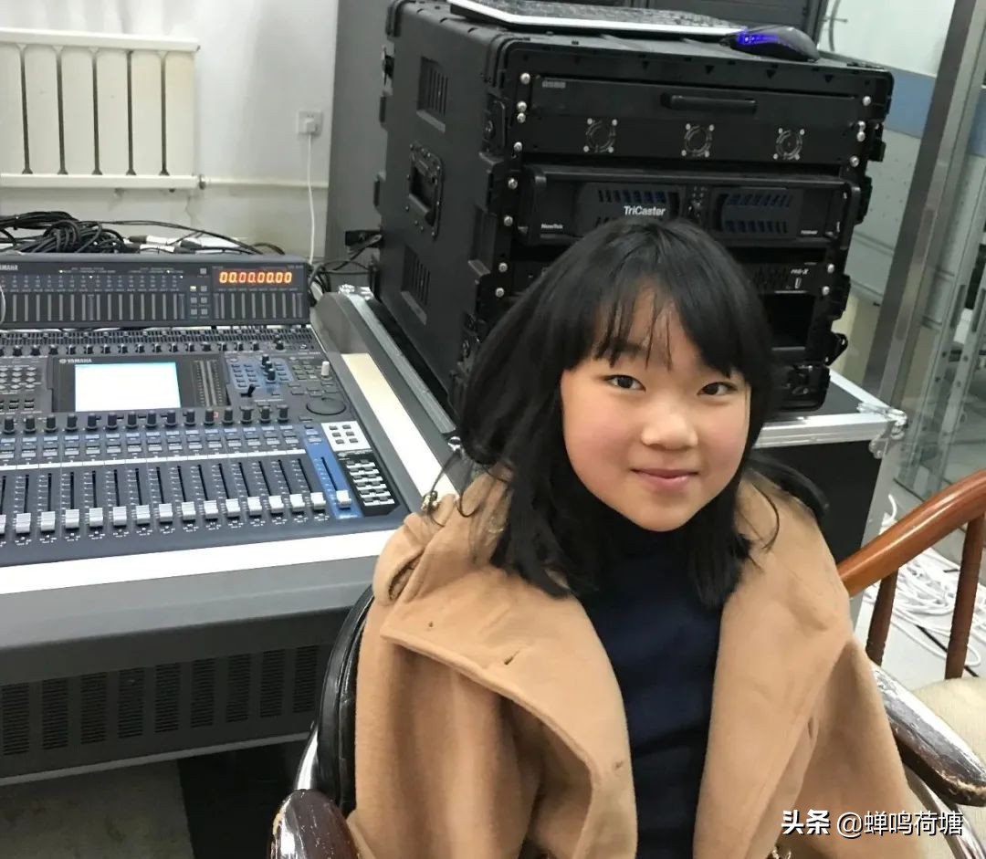 来自全国各地的优秀小主播隔空合诵《我是湖北人》