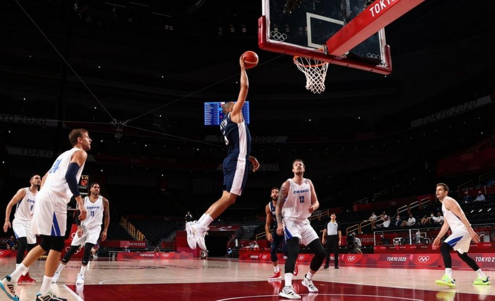 法国队4-1击败澳大利亚全场回顾,20分大胜欧洲劲旅