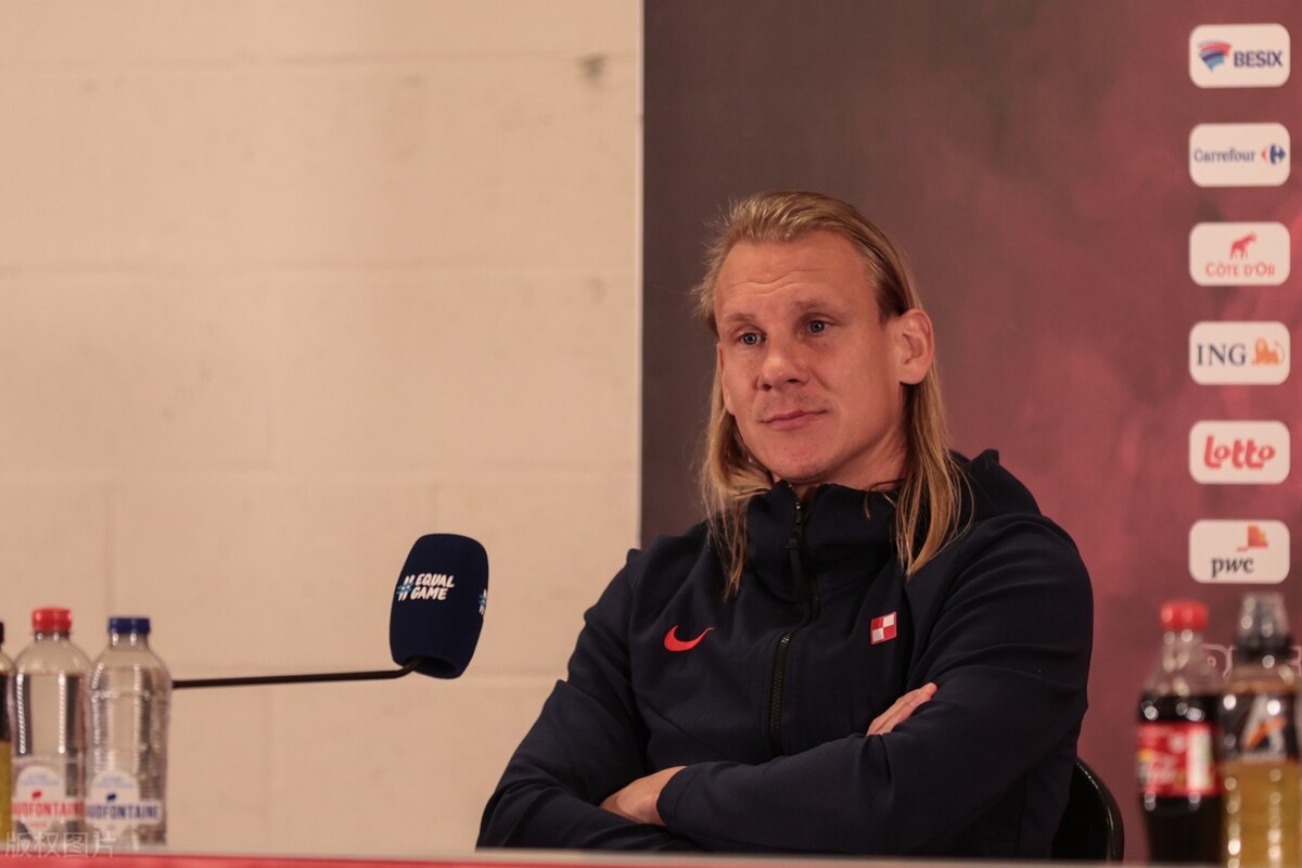 欧洲杯足球十大巅峰球员,欧洲杯足球排名前十位球员